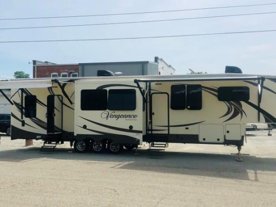 Forest River RV Vengeance Touring Edition 39R12