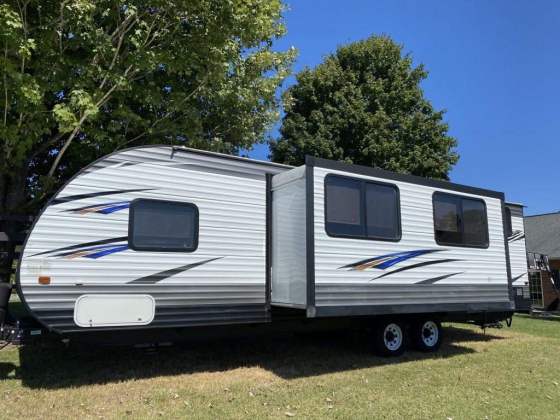 2018 Forest River Salem Cruise Lite (Family Traveler)