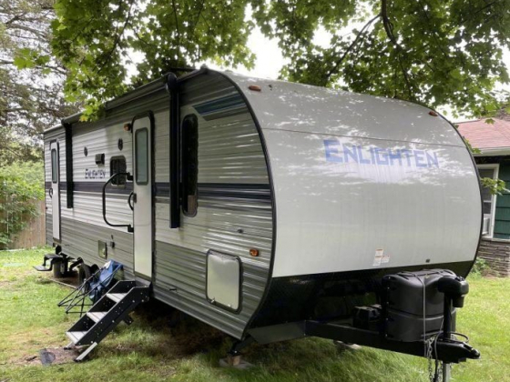 2021 Gulf Stream Enlighten (Starship Enterprise)