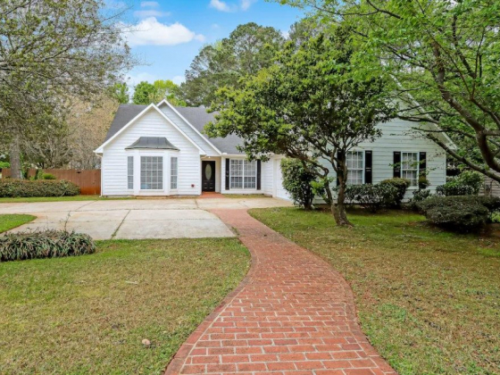 Lawrenceville, No Stairs, 4br, Sleeps 11!