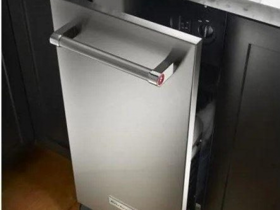 15 in. Built-In Trash Compactor in Stainless Steel