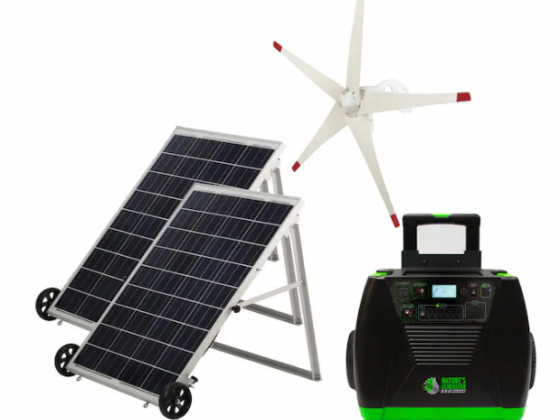 NATURE'S GENERATOR Elite Series 1200-Watt Hour Portable Solar Generator