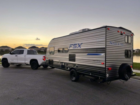 Mickey 2021 Salem FSX Travel Trailer Sleeps 5 - Free Delivery TO Fort Wilde
