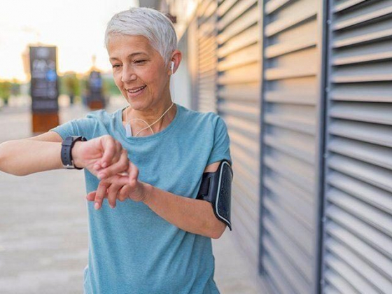 Wearable Technology Is the Top Fitness Trend in 2022, Per Survey
