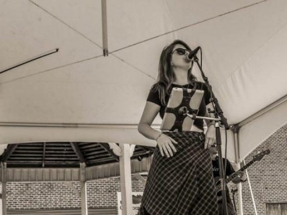 Eddie Owen Presents: The Blarney Girls