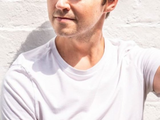 Eddie Owen Presents: Damian McGinty Live in the Moment