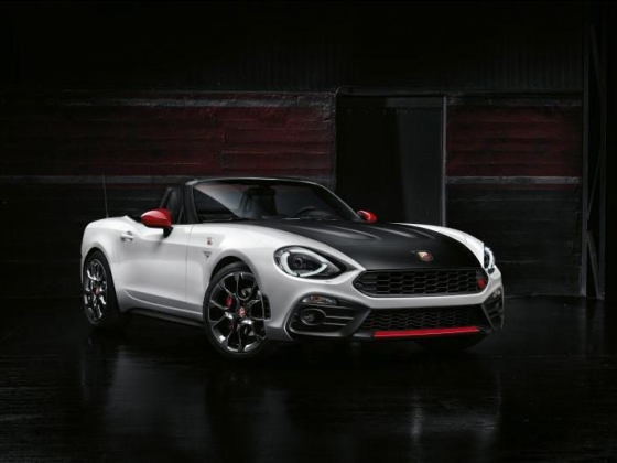 Abarth 124 Spider recalled