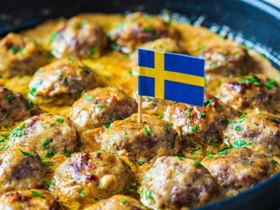 17 Common Swedish Food Dishes