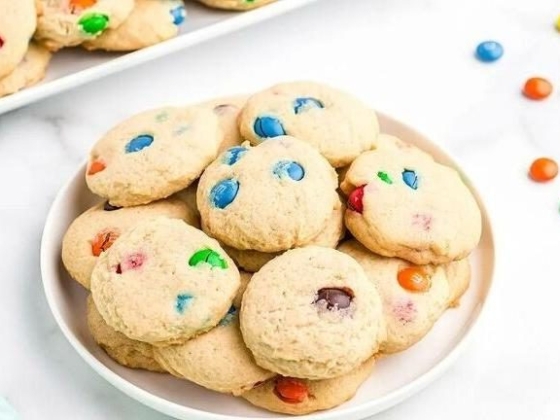 The Best M&M Cookies - Sugar Cookies With M&Ms