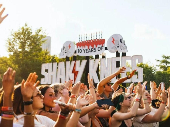 Shaky Knees