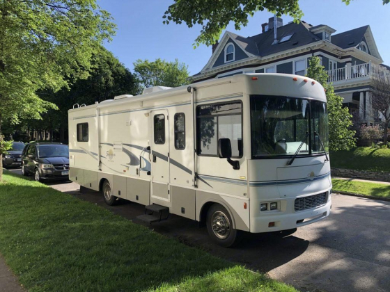 2004 Winnebago Itasca Sunova