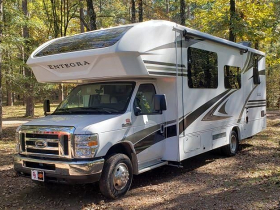 Entegra Coach Odyssey 25R