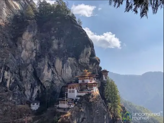 Travel to Bhutan: An Experiential Guide to Explore this Remote Kingdom