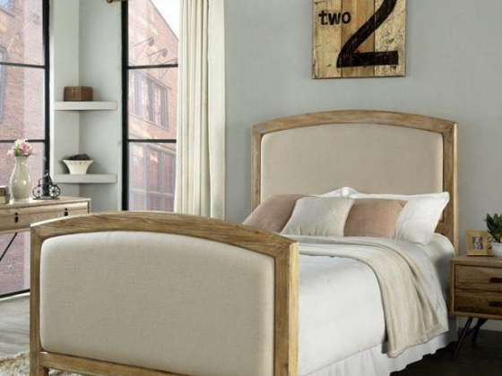 CAMBRIA QUEEN HEADBOARD AND FOOTBOARD IN WEATHERED PINE AND CRÈME LINEN