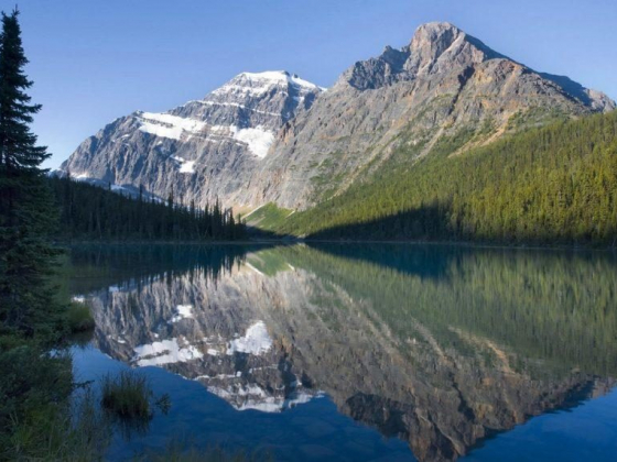 12 Reasons to Visit Jasper Over Banff in Canada